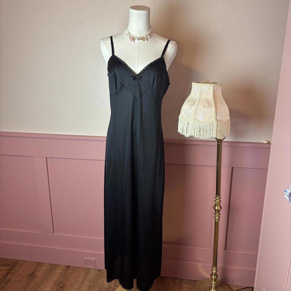 Vassarette Vintage Black Lace Bow Maxi Slip Gown Babydoll Coquette Nylon Tricot